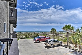 Ocean-view Fernandina Condo w/ Pool, Beach Access!
