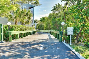 Walk to Beach: Home w/ Porch on Anna Maria Island!