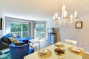 Walk to Beach: Home w/ Porch on Anna Maria Island!