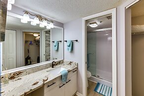 Walk to Beach: Home w/ Porch on Anna Maria Island!