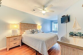 Pelican Cove Condo at Bradenton Beach w/ Pool!