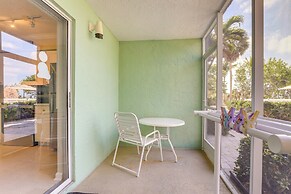 Gulf Getaway With Porch + Direct Beach Access!