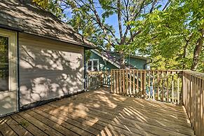 Minneapolis Townhome w/ Loft < 3 Mi to Dtwn!