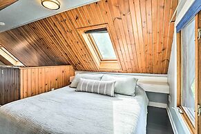 Minneapolis Townhome w/ Loft < 3 Mi to Dtwn!