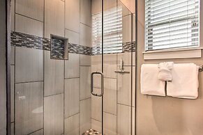 Bend Home w/ Patio + Fire Pits < 3 Mi to Dtwn