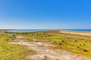 Dauphin Island Top-floor Condo w/ Resort Perks!