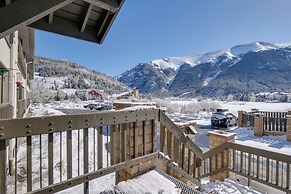 Copper Mountain Resort Condo on Golf Course!