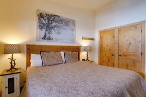 Copper Mountain Resort Condo on Golf Course!