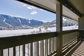 Copper Mountain Resort Condo on Golf Course!