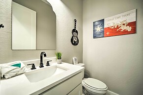 Brand New Modern Canyon Lake Escape w/ Fire Pit!