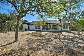 Brand New Modern Canyon Lake Escape w/ Fire Pit!