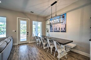 Brand New Modern Canyon Lake Escape w/ Fire Pit!