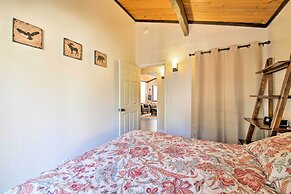 Cozy Cabin w/ Deck & Fireplace in Big Bear!