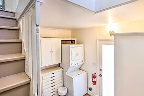 Cozy Home, 1/2 Mi to Downtown, 4 Mi to Hikes!