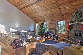 Luxury Mountain Getaway in Fairplay w/ Deck!