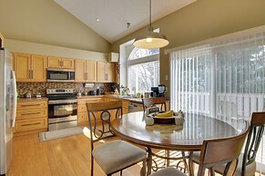 Cozy Colorado Springs Abode: 8 Mi to Downtown!