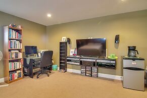 Cozy Colorado Springs Abode: 8 Mi to Downtown!