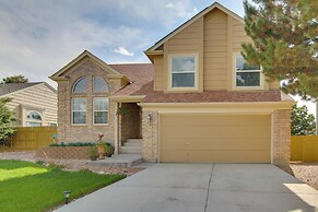 Cozy Colorado Springs Abode: 8 Mi to Downtown!