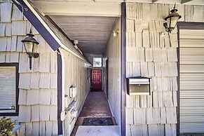 Running Springs Cabin w/ Large Deck + View!