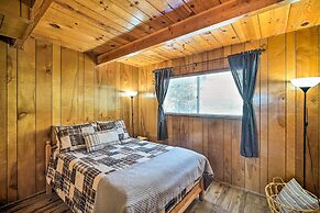 Running Springs Cabin w/ Large Deck + View!