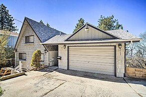 Running Springs Cabin w/ Large Deck + View!
