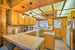 Running Springs Cabin w/ Large Deck + View!