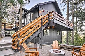 Luxe Lake Arrowhead Getaway w/ Treetop Views!