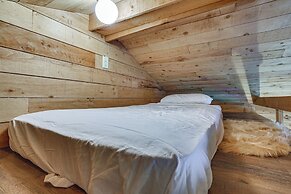 Lakefront Rocky Mount Main House w/ 3 Cabins!