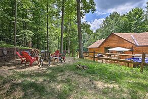 Butler Cabin on 19 Acres w/ Hot Tub & Fire Pit!