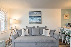 Walk to Maryland Beach: Coastal Condo w/ Balcony