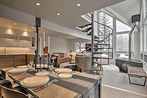 Vail Condo w/ Mtn View Deck - Steps to Ski Shuttle
