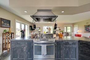 Hardwick Family Farmhouse on Vast Snowmobile Trail