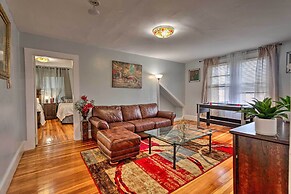 Lovely Stoughton Getaway Near Train Station!