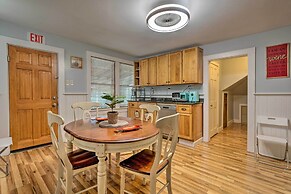 Lovely Stoughton Getaway Near Train Station!