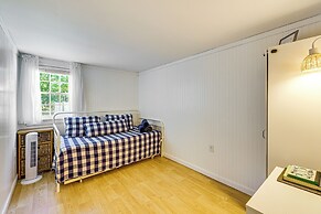 2 Mi to Coastline: Wellfleet Gem w/ Deck & Grill