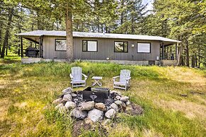 Contact Mountain Hideaway w/ Views & Porches!