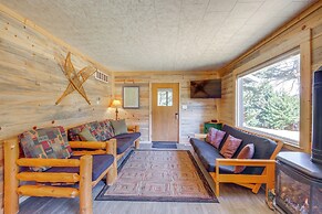 Contact Mountain Hideaway w/ Views & Porches!