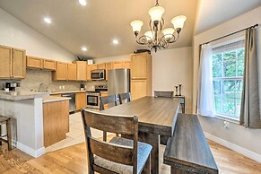 Cozy Canyon Lake Abode < 1 Mi to Boat Ramp!