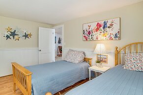 Walk to Craigville Beach: Cape Cod Gem w/ Patio