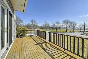 Multi-level Marion House: Loft, Deck + Ocean Views