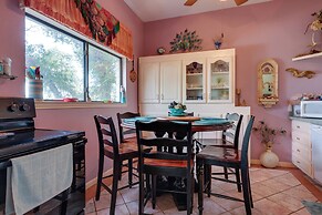 Exotic Home w/ Patio & Grill: Walk to Canyon Lake!