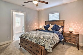 ~ 2 Mi to Pleasure Pier: Home in Galveston!