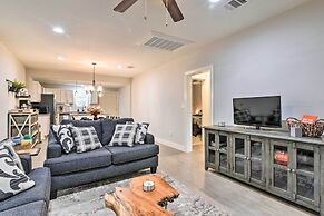 ~ 2 Mi to Pleasure Pier: Home in Galveston!