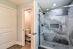 ~ 2 Mi to Pleasure Pier: Home in Galveston!