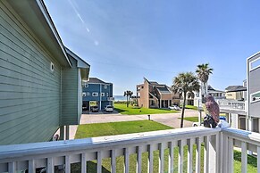 Ocean-view 'kahala Beach Bliss' Home in Galveston!