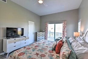 Ocean-view 'kahala Beach Bliss' Home in Galveston!