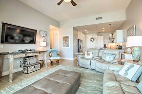 Beachfront Condo w/ Pool in Galveston!