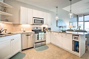 Beachfront Condo w/ Pool in Galveston!