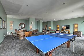 Beachfront Condo w/ Pool in Galveston!