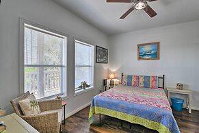 Bayfront Fishing Pier: Galveston Island Home!
